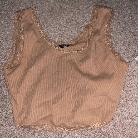 cropped tank top - Picture 2 of 4